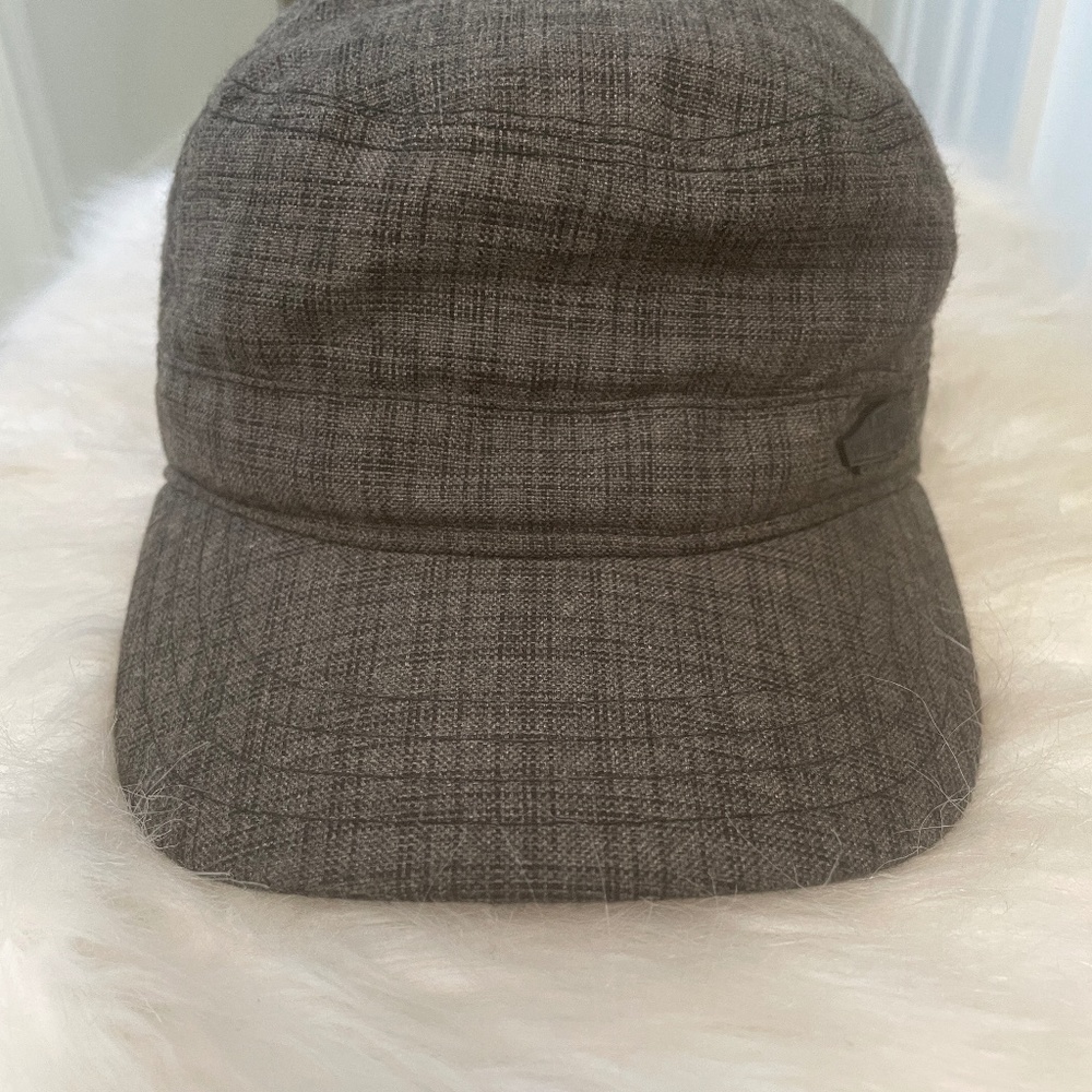 Grey and Black Vans Off the Wall Skater Hat, Vintage
